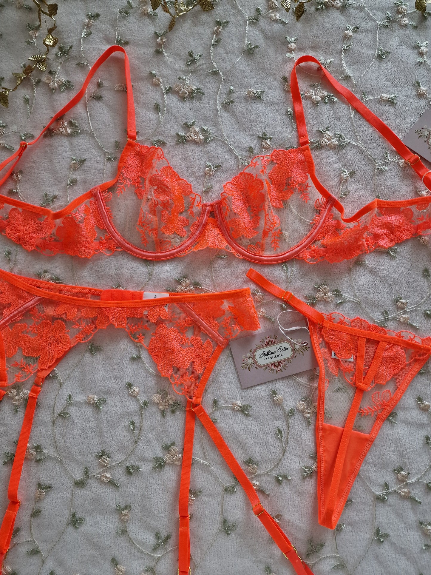 Lingerie set